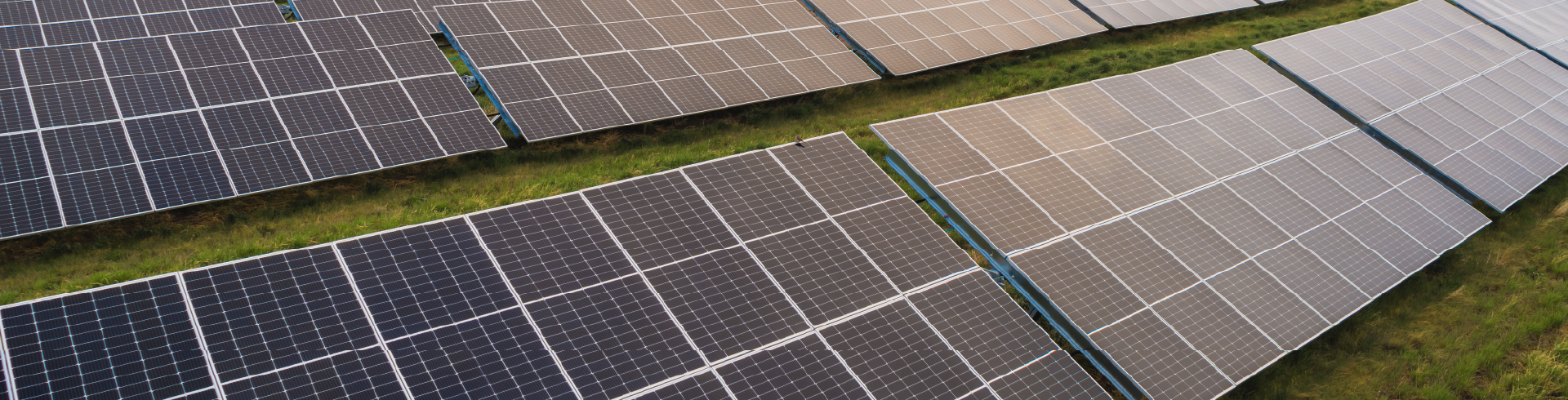 Construcción y puesta en marcha de las plantas solares fotovoltaicas Herrera II y Herrera III en Palencia